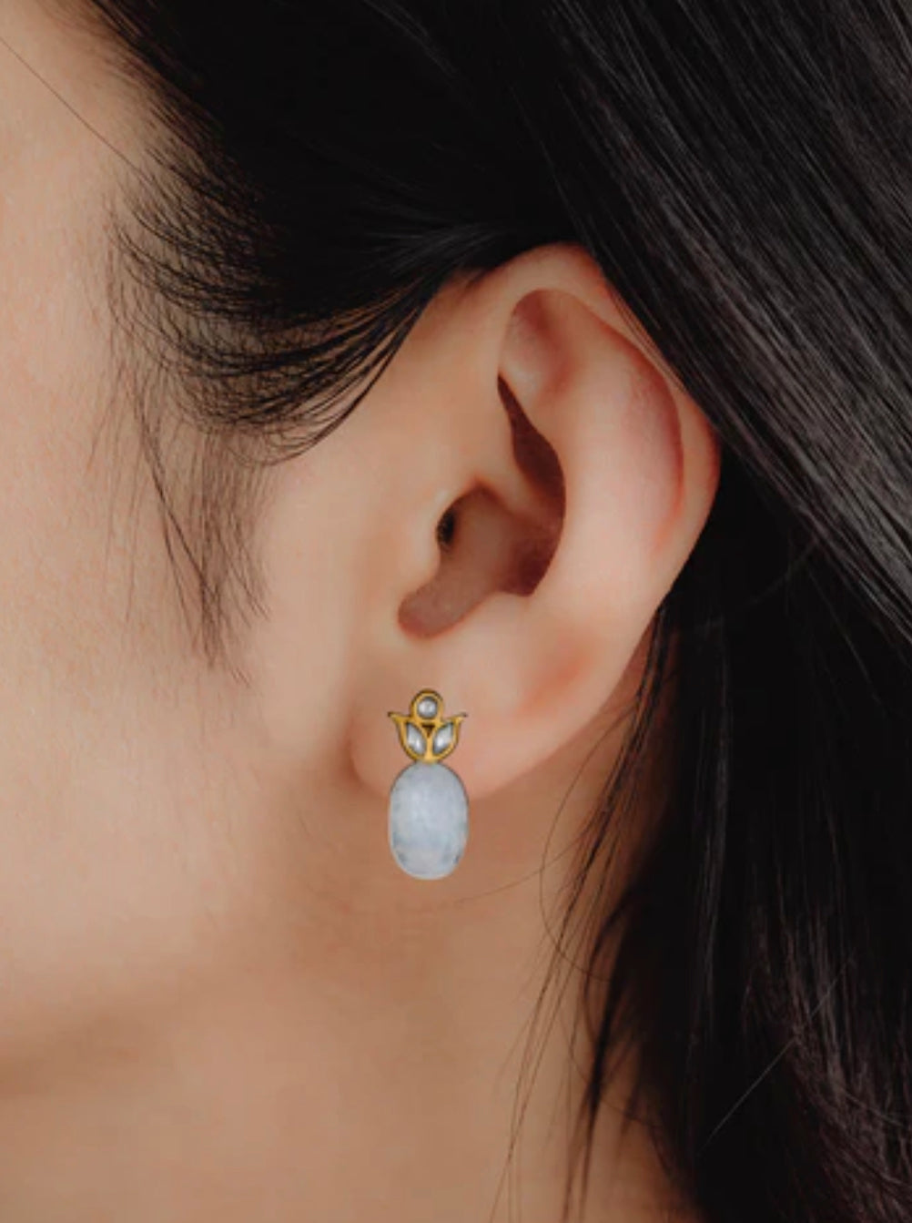 92.5 Silver Floral Studs with Rainbow Moonstone