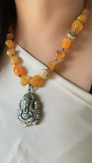 92.5 Silver Ganesha Pendant (Theaded in Yellow Beads)