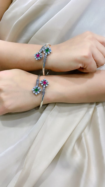 92.5 Silver Ruby Green Saisha Kada Bracelet