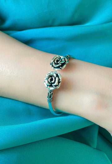 92.5 Silver Flora Bracelet