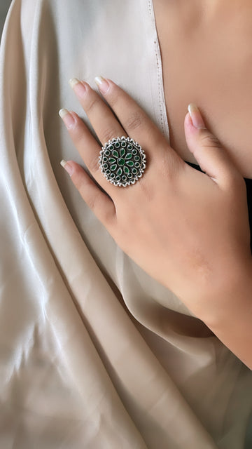 92.5 Silver Green Flora Motif ring