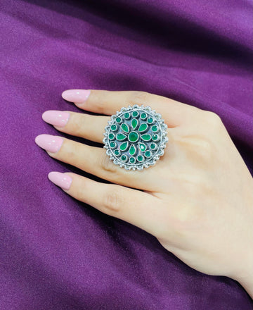 92.5 Silver Green Flora Motif ring